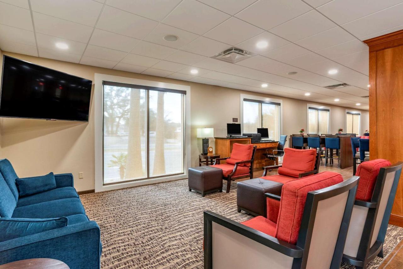 Comfort Suites Niceville Near Eglin Air Force Base Bagian luar foto