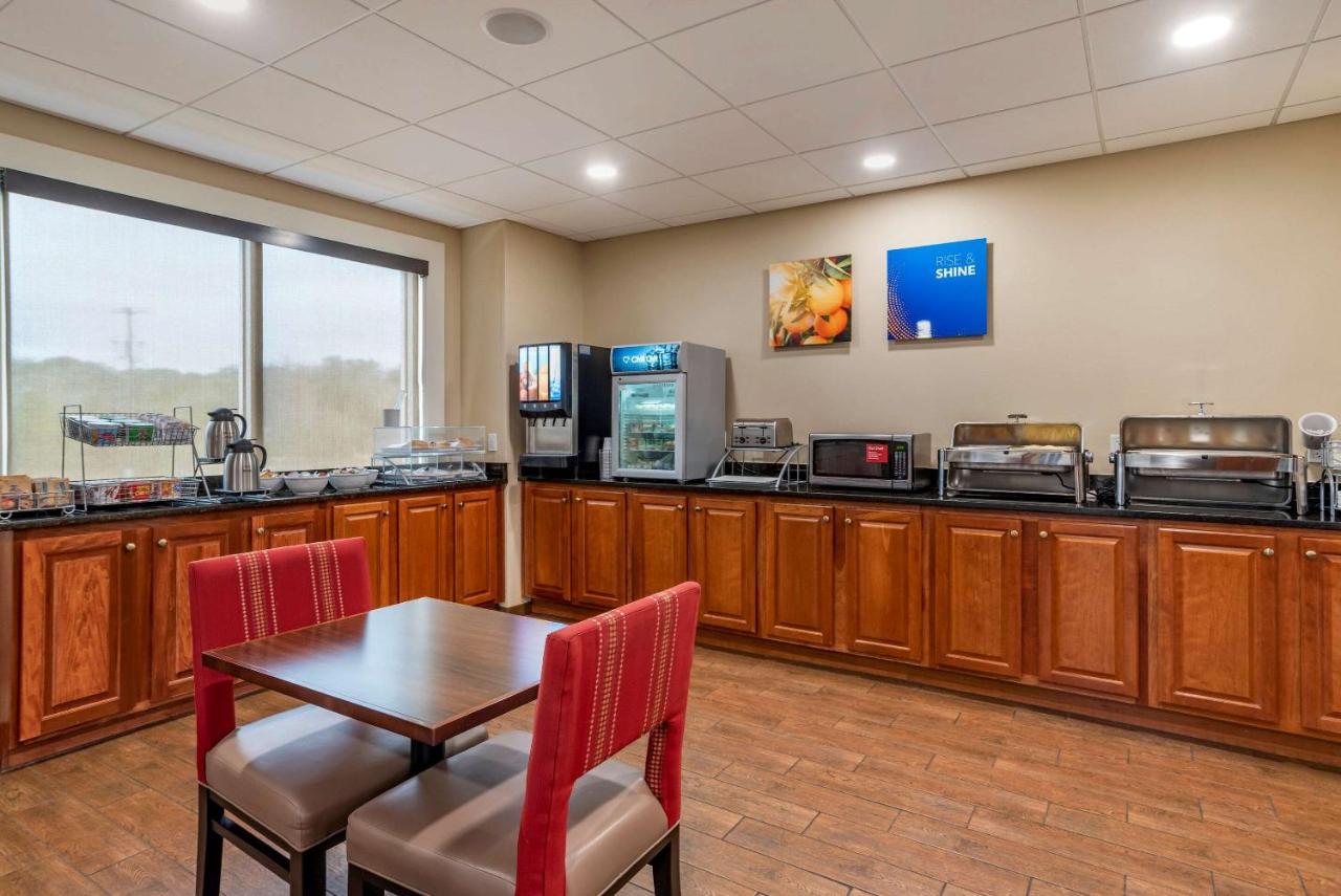 Comfort Suites Niceville Near Eglin Air Force Base Bagian luar foto