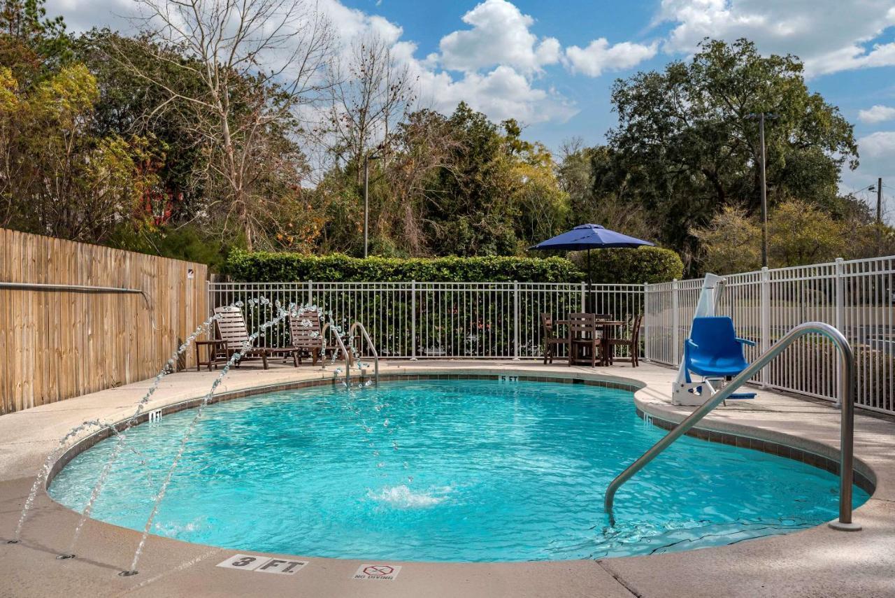 Comfort Suites Niceville Near Eglin Air Force Base Bagian luar foto